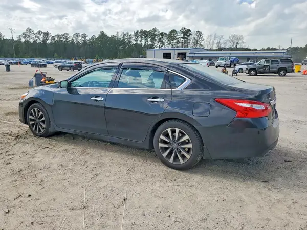 1N4AL3AP9HC266027 2017 NISSAN ALTIMA - Image 2
