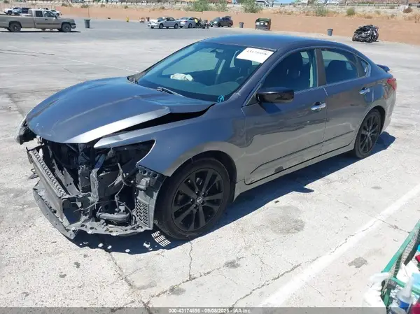 1N4AL3AP9HC267095 2017 NISSAN ALTIMA - Image 2