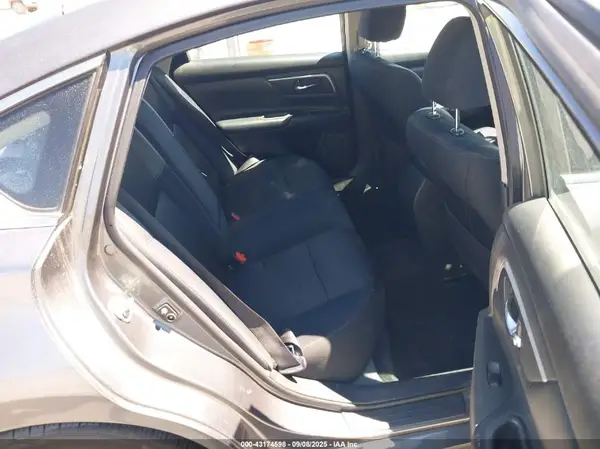 1N4AL3AP9HC267095 2017 NISSAN ALTIMA - Image 8
