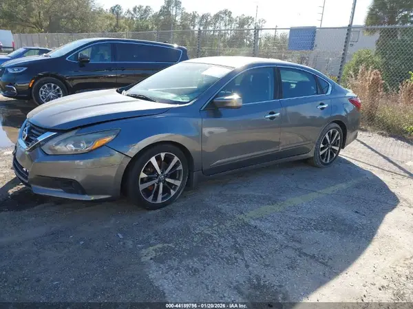 1N4AL3AP9HC268117 2017 NISSAN ALTIMA - Image 2