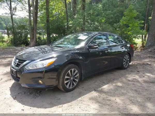 1N4AL3AP9HC269770 2017 NISSAN ALTIMA - Image 2