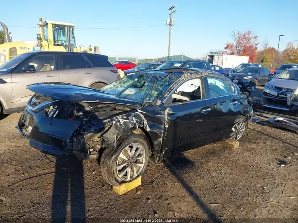 1N4AL3AP9HC270756 2017 NISSAN ALTIMA - Image 2