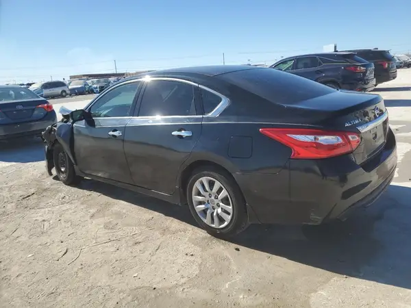 1N4AL3AP9HC274015 2017 NISSAN ALTIMA - Image 2