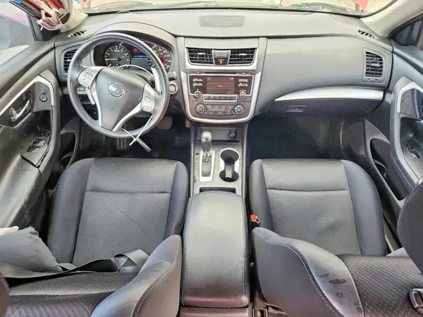 1N4AL3AP9HC275049 2017 NISSAN ALTIMA - Image 8
