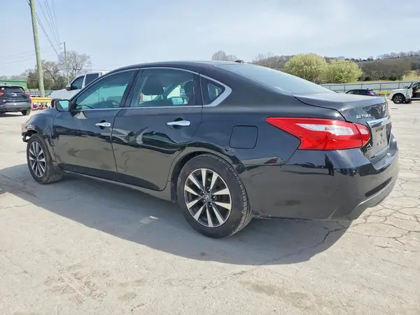 1N4AL3AP9HC275097 2017 NISSAN ALTIMA - Image 2