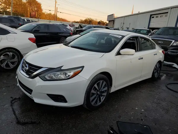 1N4AL3AP9HC278372 2017 NISSAN ALTIMA - Image 1