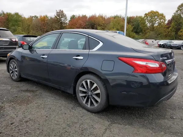 1N4AL3AP9HC280025 2017 NISSAN ALTIMA - Image 2