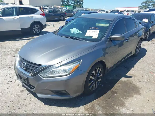 1N4AL3AP9HC280512 2017 NISSAN ALTIMA - Image 2
