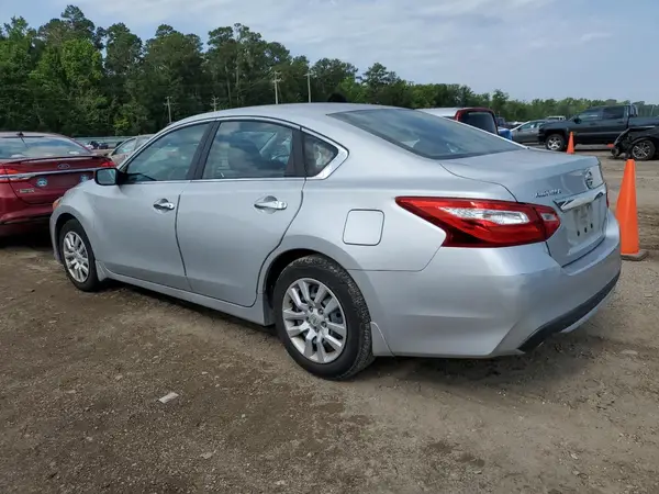 1N4AL3AP9HC284477 2017 NISSAN ALTIMA - Image 2