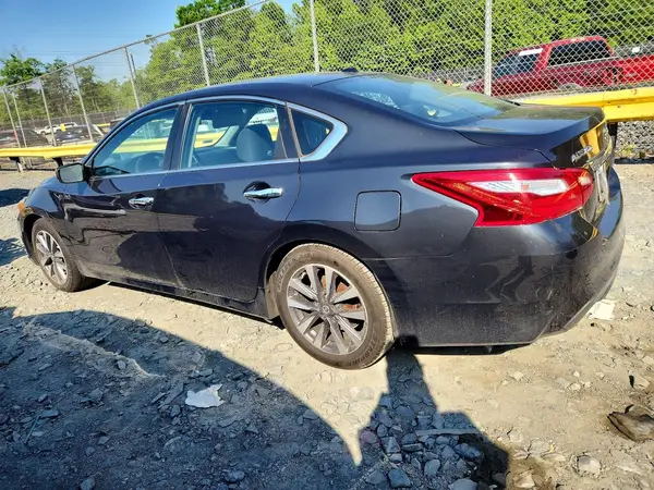 1N4AL3AP9HC284706 2017 NISSAN ALTIMA - Image 2
