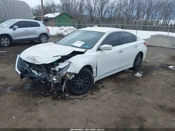 1N4AL3AP9HC289338 2017 NISSAN ALTIMA - Image 2