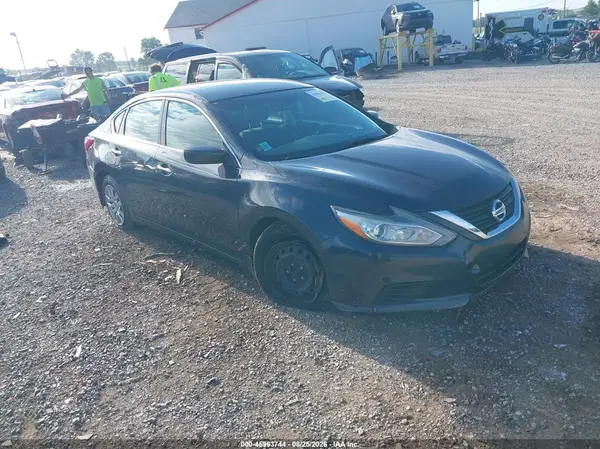 1N4AL3AP9HC295575 2017 NISSAN ALTIMA - Image 1