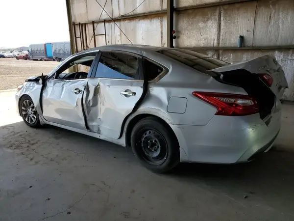 1N4AL3AP9HC295818 2017 NISSAN ALTIMA - Image 2