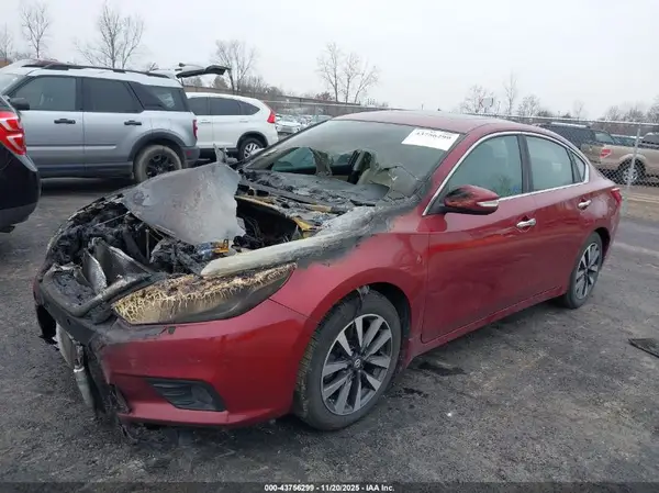 1N4AL3AP9HC475445 2017 NISSAN ALTIMA - Image 2