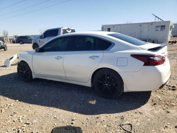 1N4AL3AP9HC476269 2017 NISSAN ALTIMA - Image 2