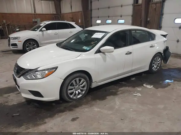 1N4AL3AP9HC476370 2017 NISSAN ALTIMA - Image 2