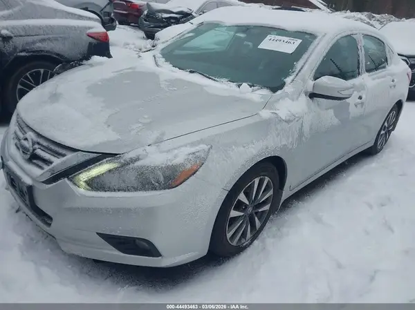 1N4AL3AP9HC482251 2017 NISSAN ALTIMA - Image 2