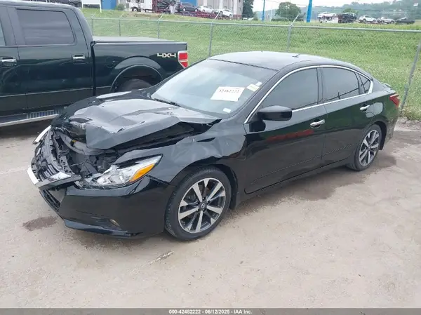 1N4AL3AP9HC483271 2017 NISSAN ALTIMA - Image 2