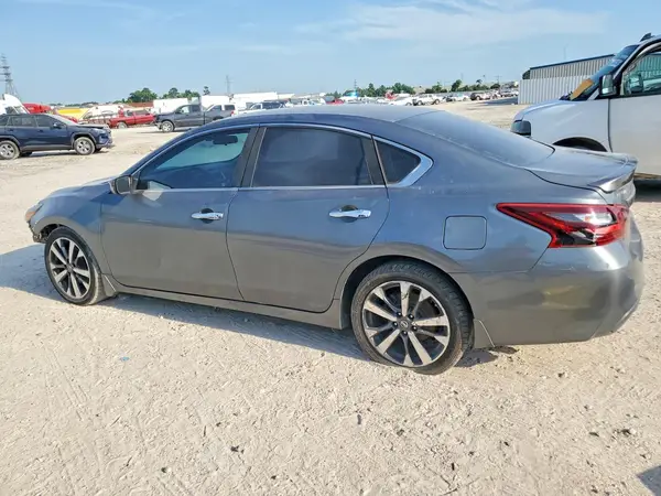 1N4AL3AP9HC485344 2017 NISSAN ALTIMA - Image 2