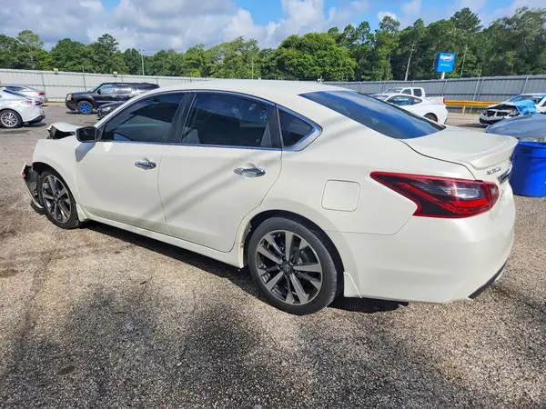 1N4AL3AP9HC487708 2017 NISSAN ALTIMA - Image 2