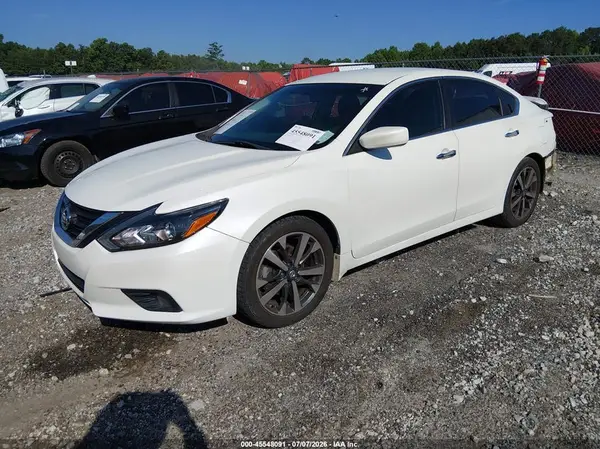 1N4AL3AP9HC488678 2017 NISSAN ALTIMA - Image 2