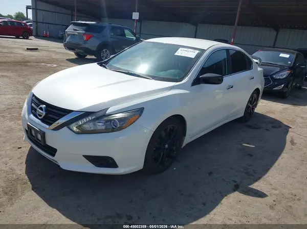1N4AL3AP9HC489698 2017 NISSAN ALTIMA - Image 2