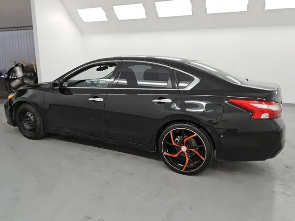 1N4AL3AP9HC490222 2017 NISSAN ALTIMA - Image 2