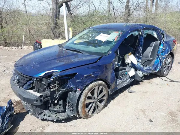 1N4AL3AP9HC492049 2017 NISSAN ALTIMA - Image 2