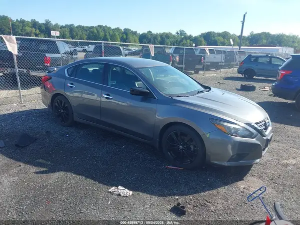 1N4AL3AP9HC492682 2017 NISSAN ALTIMA - Image 1