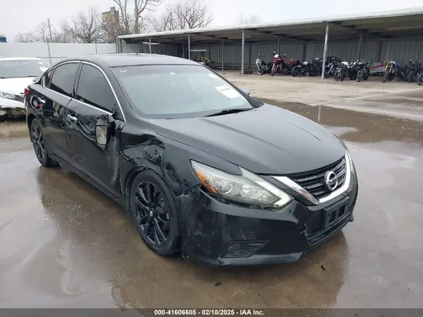 1N4AL3AP9HC493606 2017 NISSAN ALTIMA - Image 1