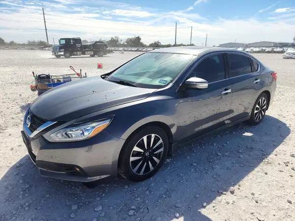 1N4AL3AP9HC493685 2017 NISSAN ALTIMA - Image 1