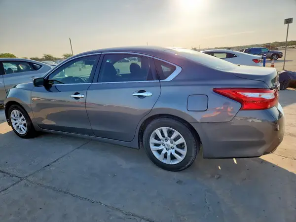 1N4AL3AP9HC495095 2017 NISSAN ALTIMA - Image 2