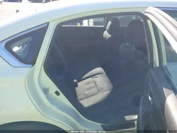 1N4AL3AP9HC495985 2017 NISSAN ALTIMA - Image 8