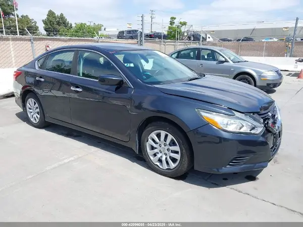 1N4AL3AP9HC497431 2017 NISSAN ALTIMA - Image 1