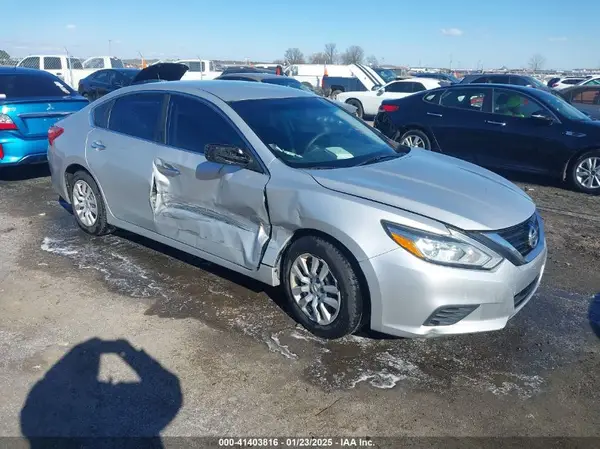 1N4AL3AP9HC940399 2017 NISSAN ALTIMA - Image 1