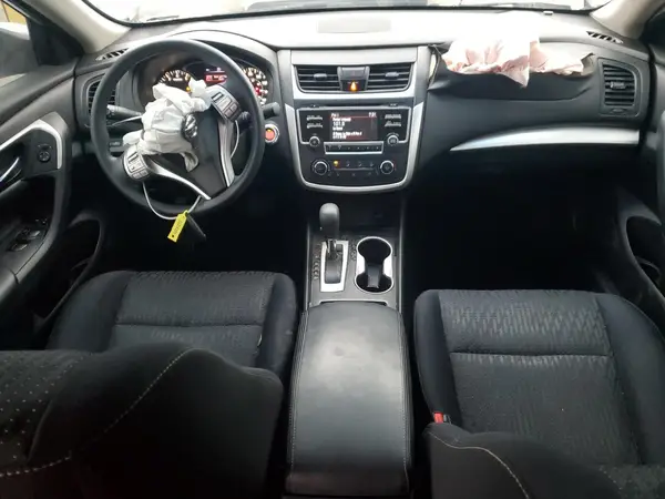 1N4AL3AP9HN305655 2017 NISSAN ALTIMA - Image 8
