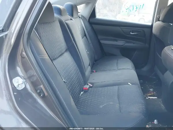 1N4AL3AP9HN307132 2017 NISSAN ALTIMA - Image 8