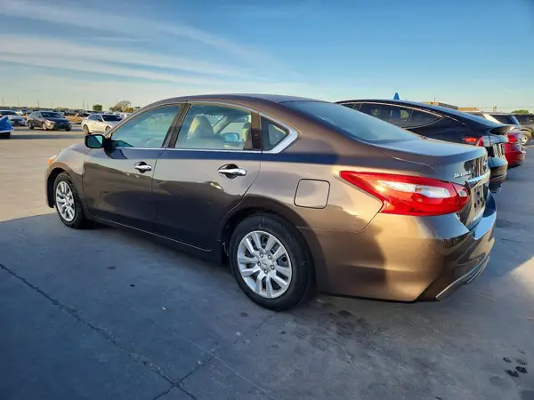 1N4AL3AP9HN312833 2017 NISSAN ALTIMA - Image 2
