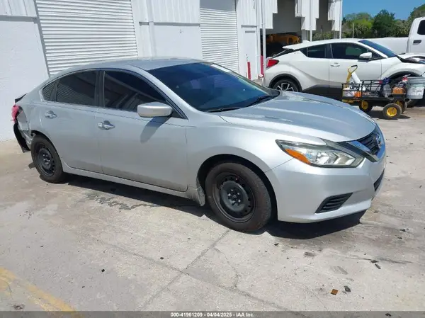 1N4AL3AP9HN318342 2017 NISSAN ALTIMA - Image 1
