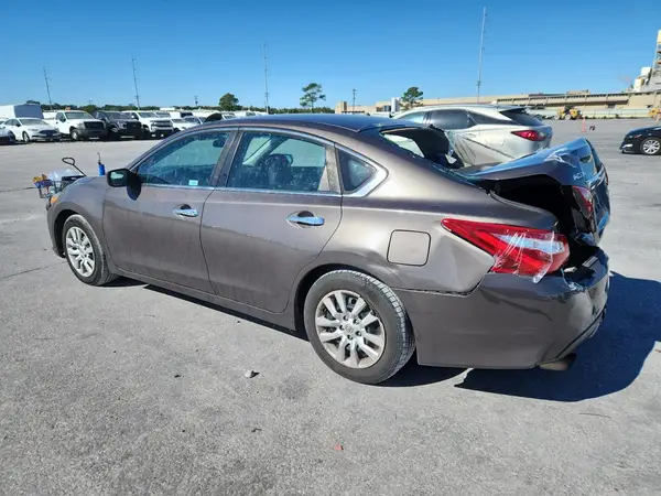 1N4AL3AP9HN318664 2017 NISSAN ALTIMA - Image 2