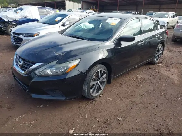 1N4AL3AP9HN324013 2017 NISSAN ALTIMA - Image 2
