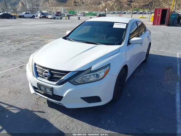 1N4AL3AP9HN326425 2017 NISSAN ALTIMA - Image 2