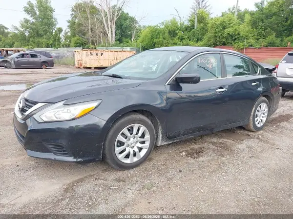 1N4AL3AP9HN328899 2017 NISSAN ALTIMA - Image 2