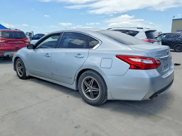 1N4AL3AP9HN340695 2017 NISSAN ALTIMA - Image 2