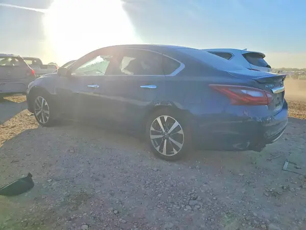 1N4AL3AP9HN343032 2017 NISSAN ALTIMA - Image 2