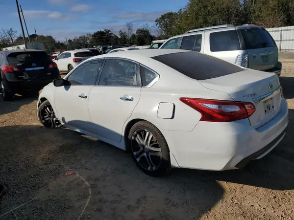 1N4AL3AP9HN346335 2017 NISSAN ALTIMA - Image 2