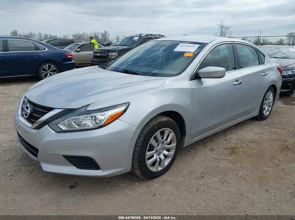 1N4AL3AP9HN348943 2017 NISSAN ALTIMA - Image 2