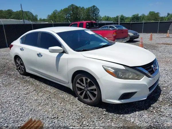 1N4AL3AP9HN351471 2017 NISSAN ALTIMA - Image 1