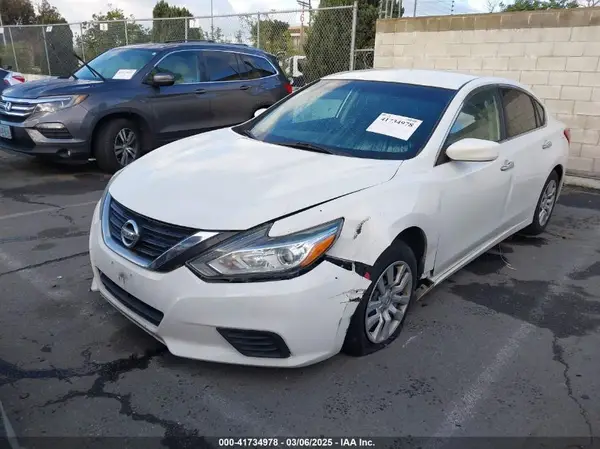 1N4AL3AP9HN352099 2017 NISSAN ALTIMA - Image 2
