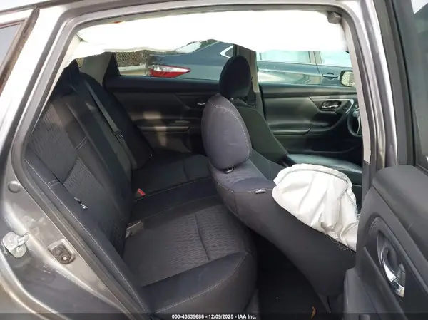1N4AL3AP9HN355004 2017 NISSAN ALTIMA - Image 8